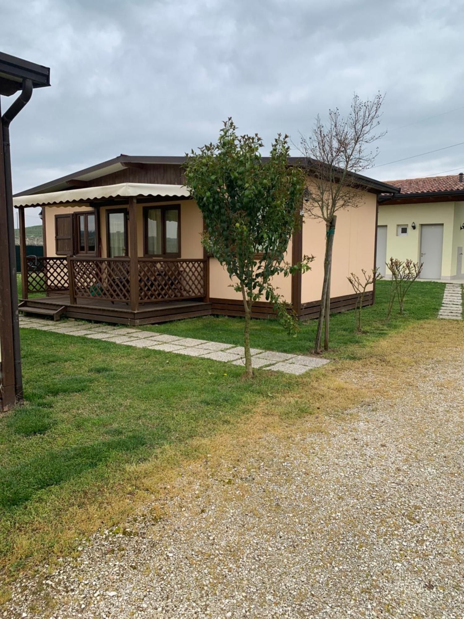 Agriturismo La Palazzina Castelnuovo del Garda Exterior foto